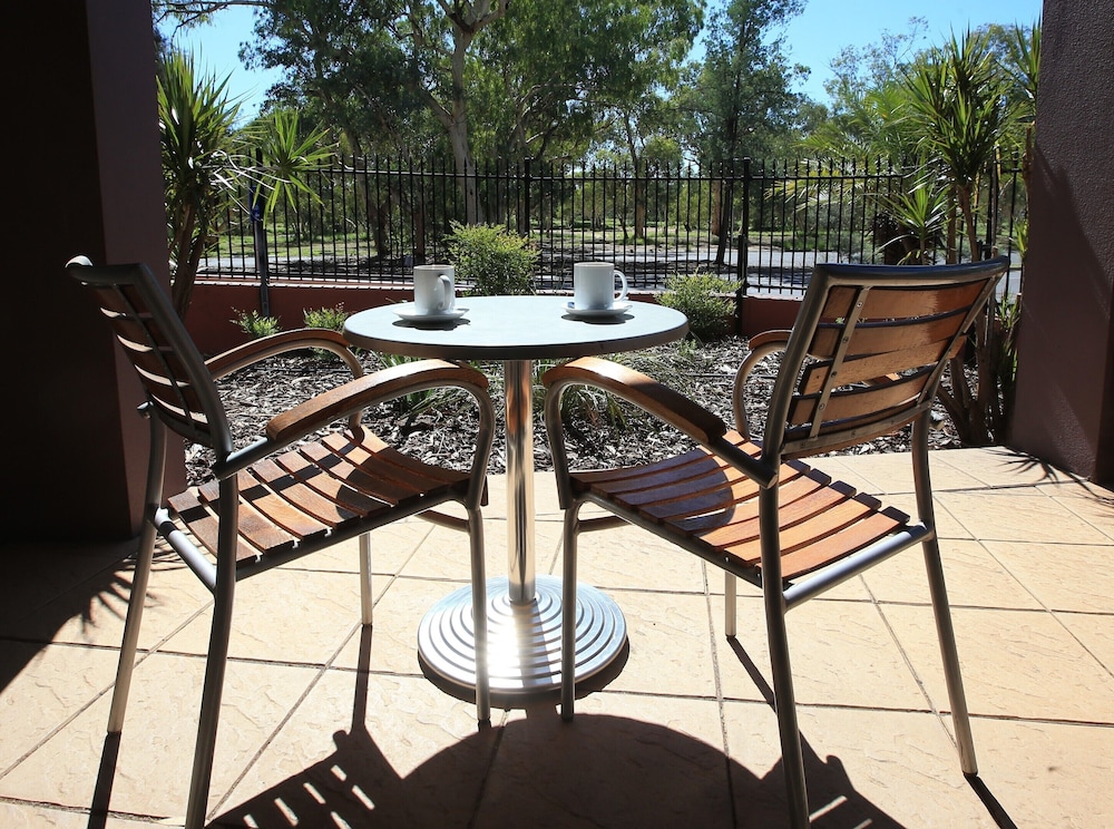 Mantra Alice Springs 56/65