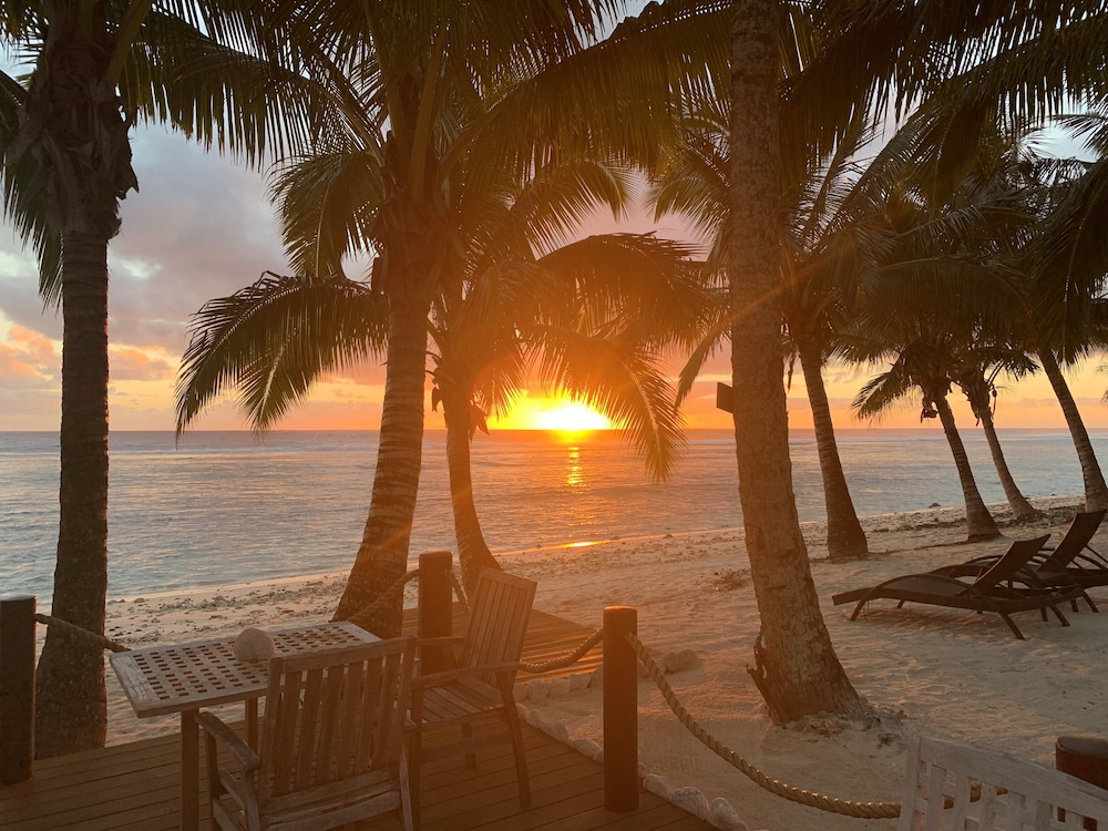 MAGIC REEF BUNGALOWS 55/66
