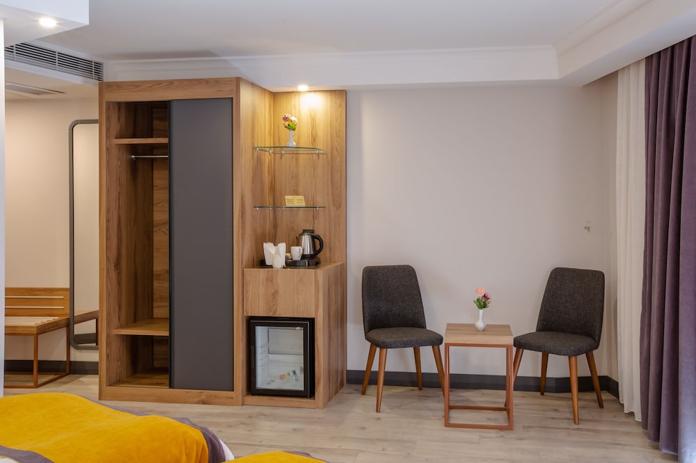 Kayhan City Hotel 28/44