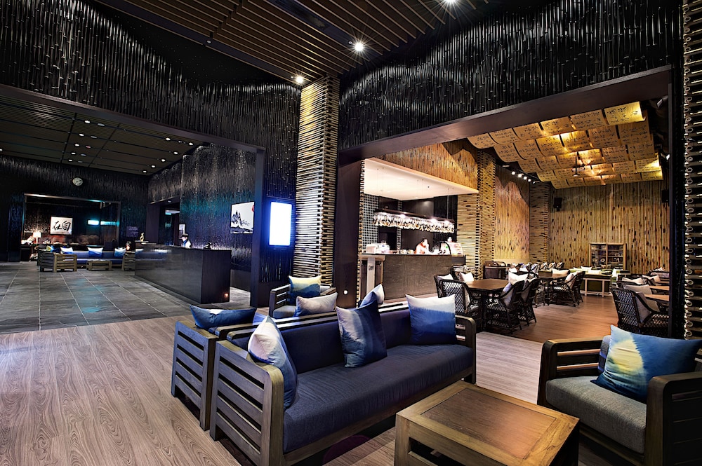 The Gaya Hotel 53/72