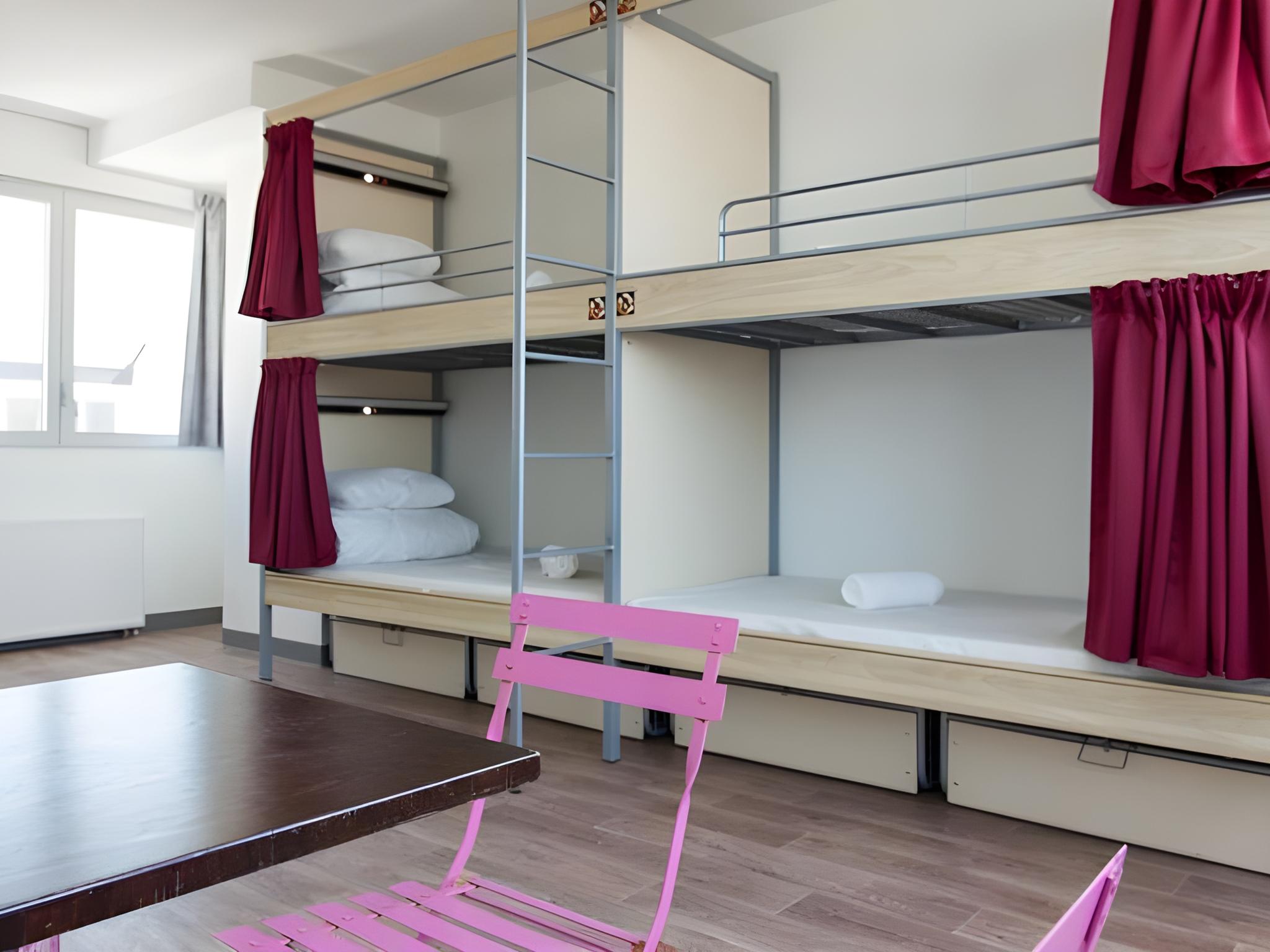 Female Dorm, Female Only, 10 Beds