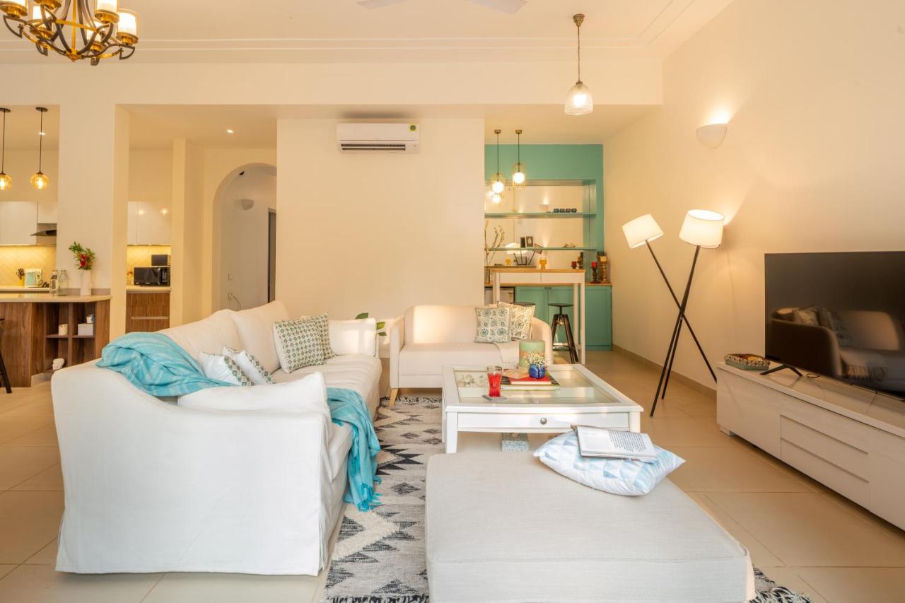 ELIVAAS 4BHK with Pvt Pool in Arpora Lumin 33/55
