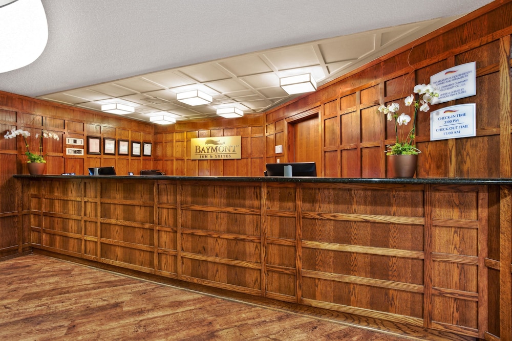 Baymont by Wyndham Knoxville/Cedar Bluff 7/59