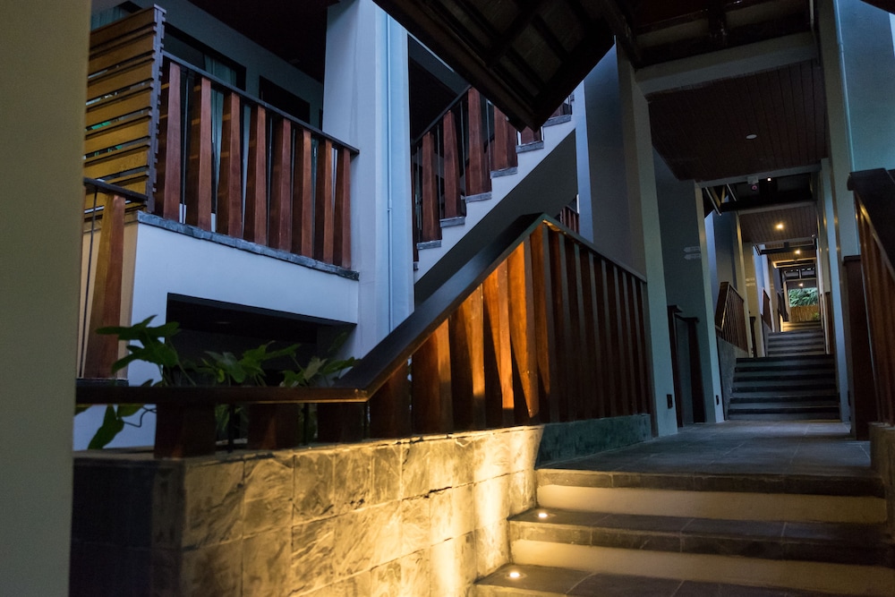 AVATARA RESORT 37/59