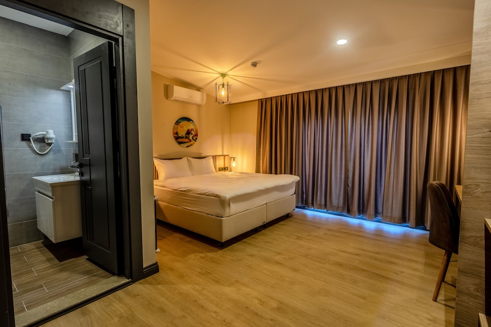 Leliko Suites 15/30