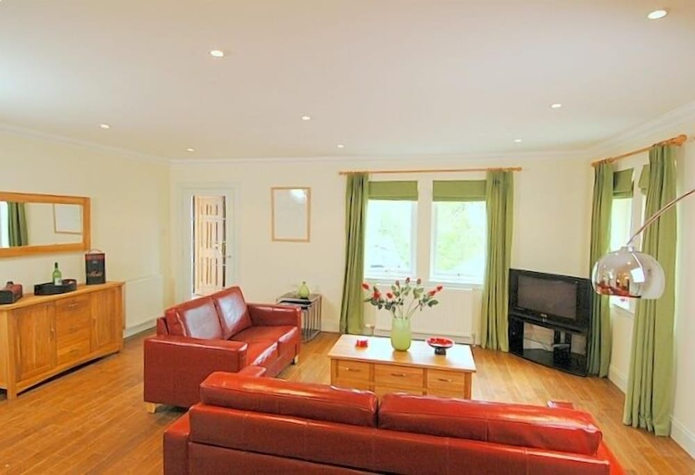 Bcc Lochness Cottages 17/39