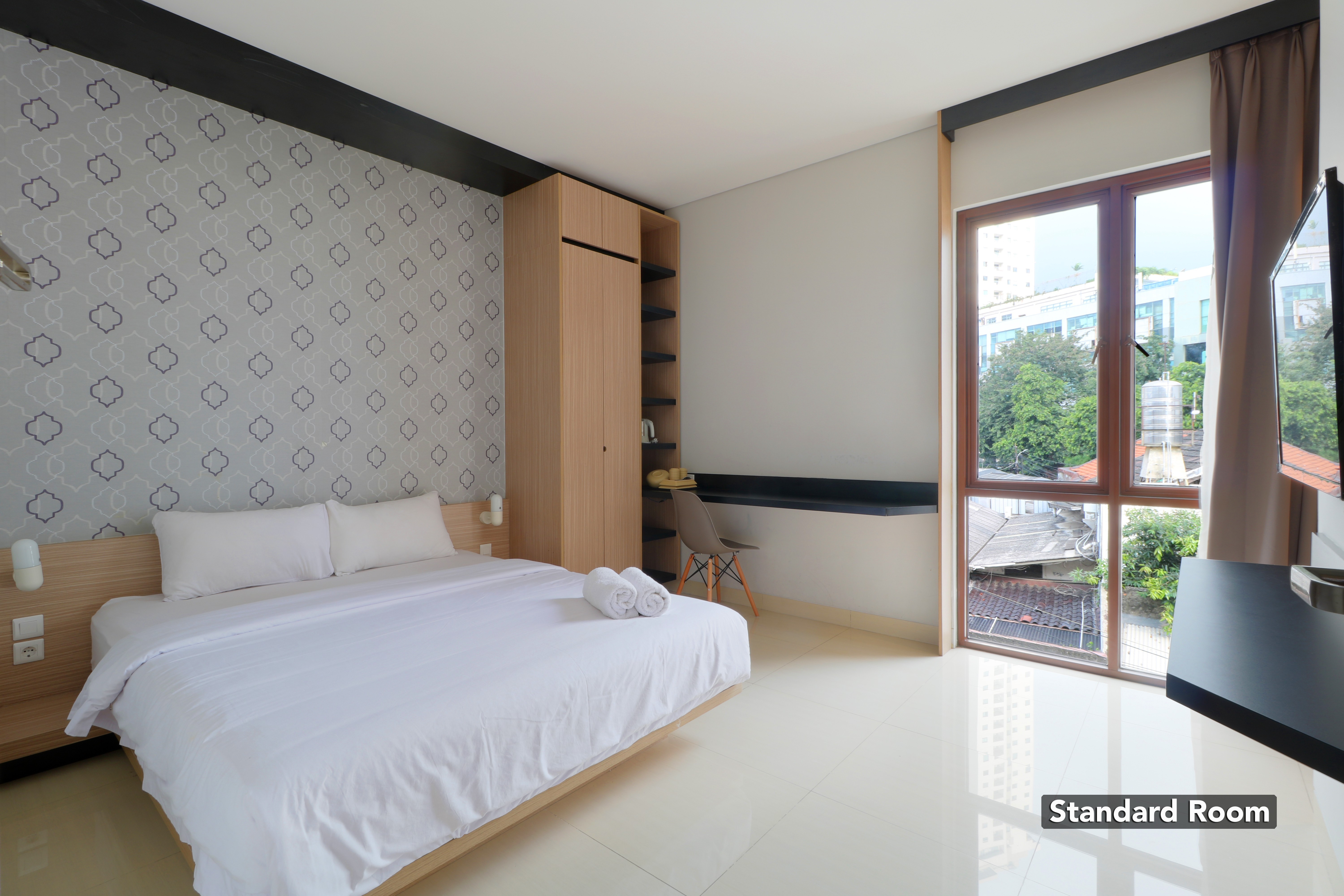 Plaza 54 Residence 23/54