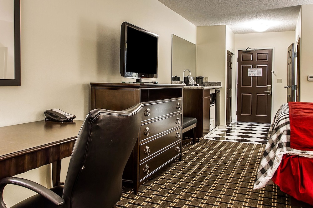 Evangeline Downs Hotel Ascend Hotel Collection 39/41