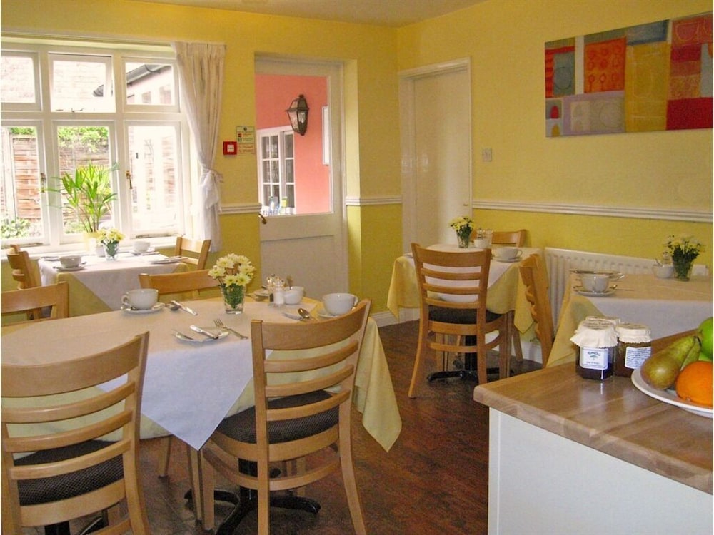 The Coach House 35/42