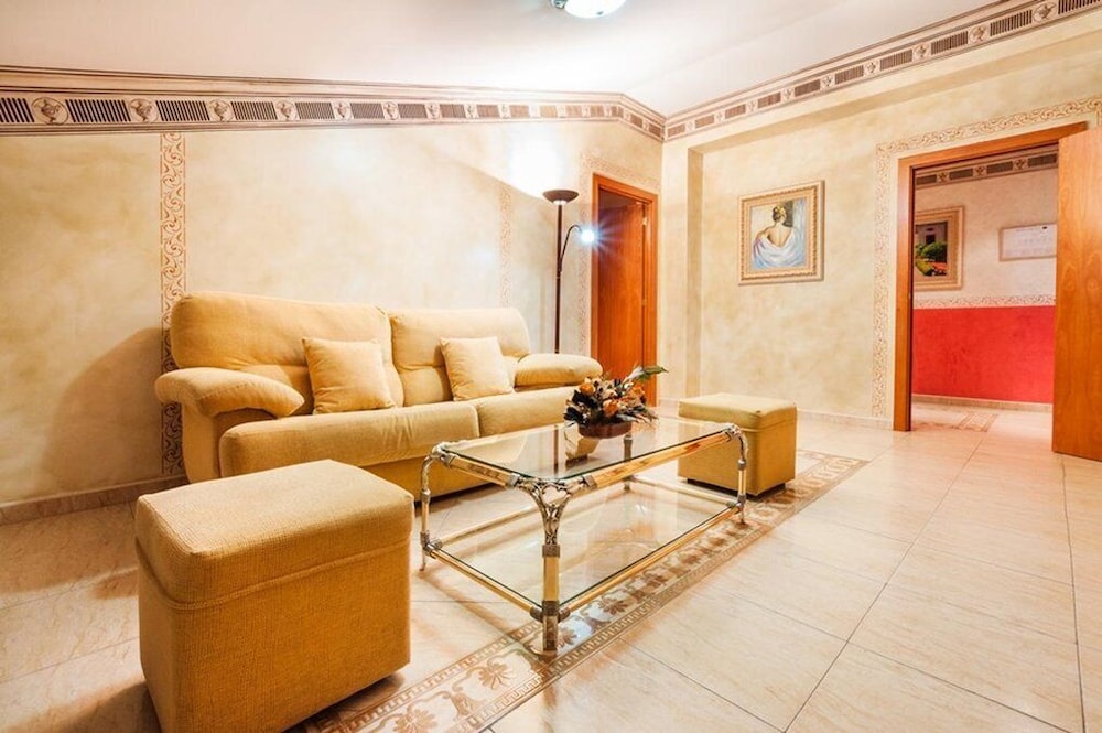 HOTEL CARLOS I - YUNCOS 47/61
