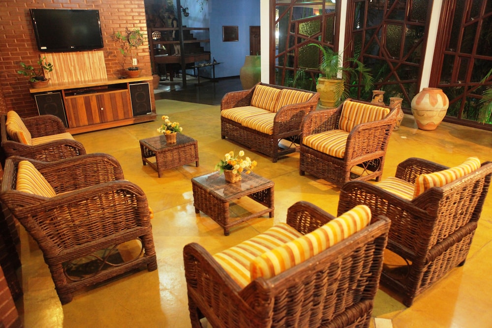 Hotel Pira Miuna 47/74