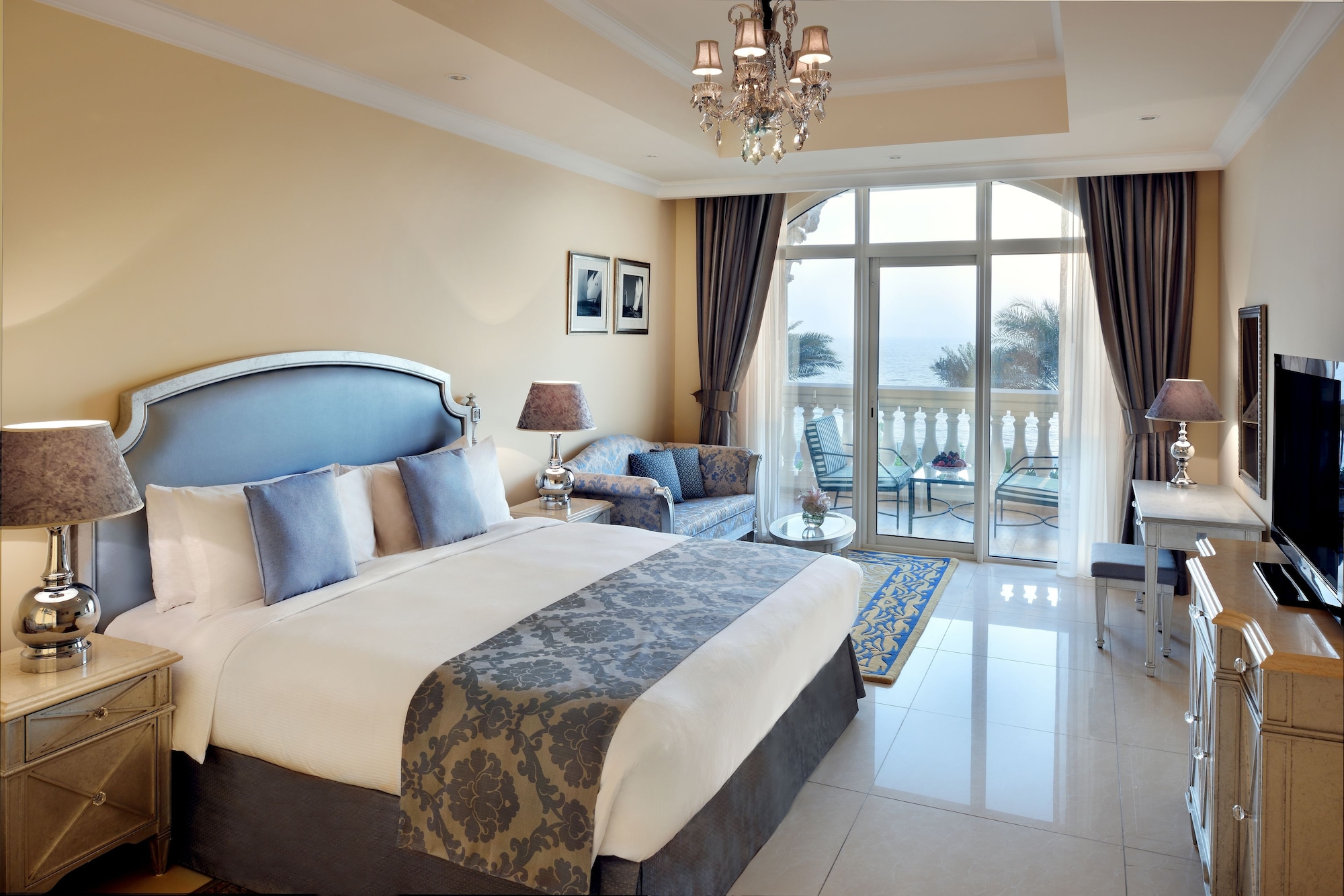 4 BEDROOMS, SUPERIOR, PENTHOUSE