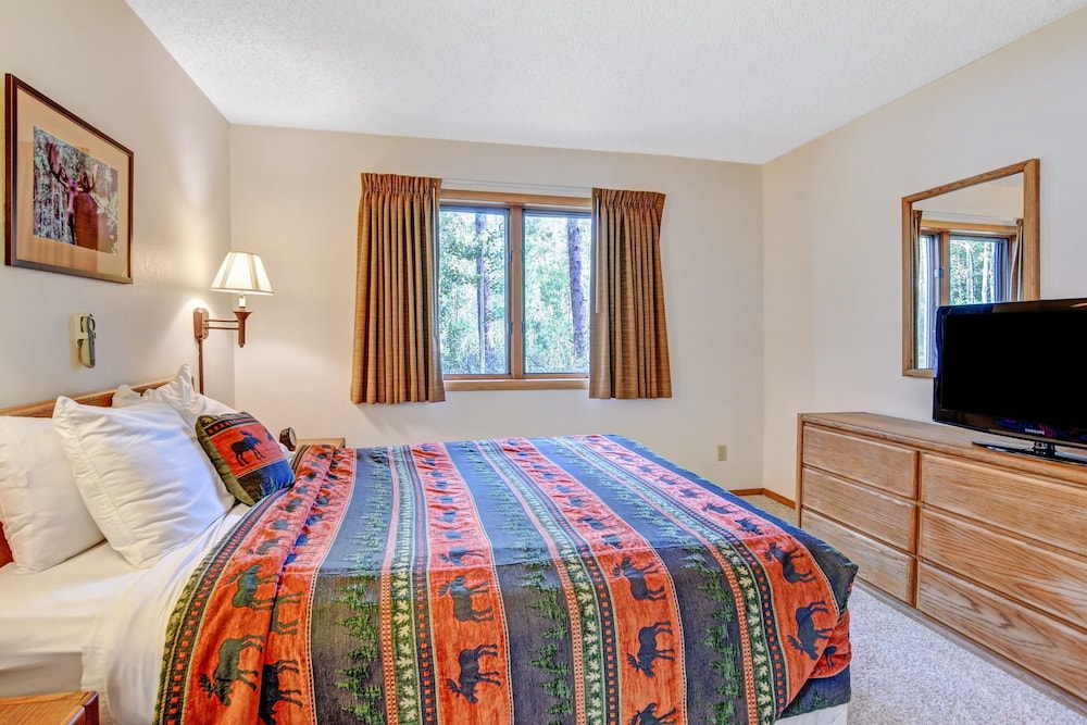 Indian Peaks Resort 17/50
