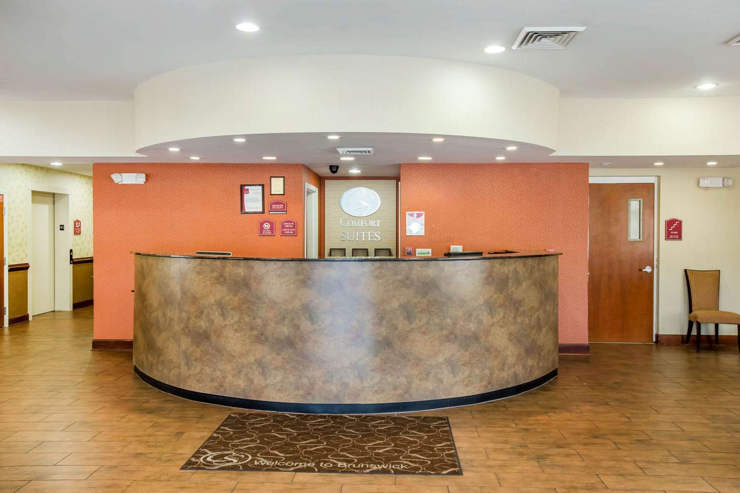 Comfort Suites Golden Isles Gateway 1/33