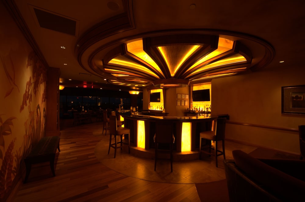 Hollywood Casino Gulf Coast 33/69