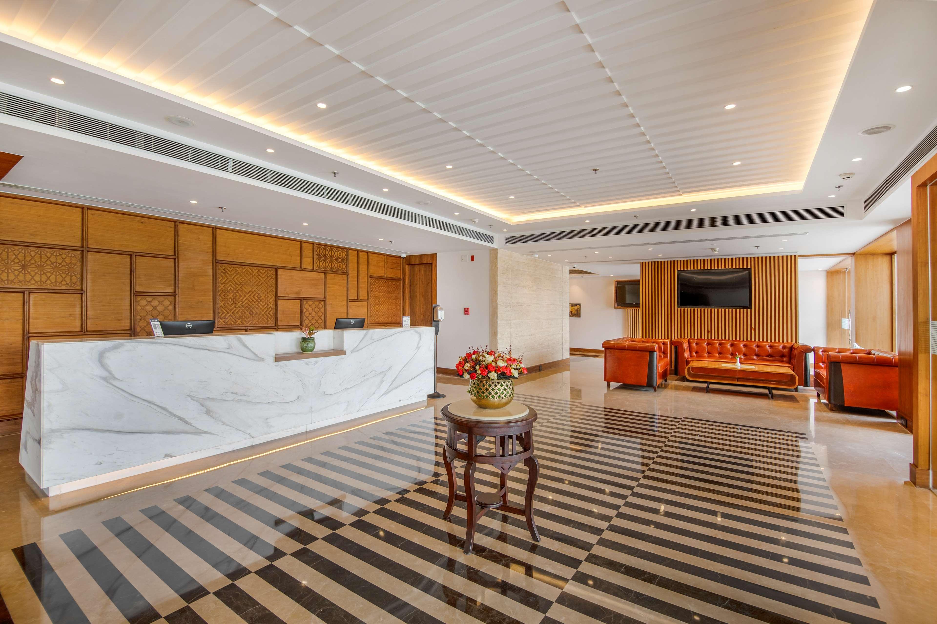 Golden Tulip Jalandhar 6/23