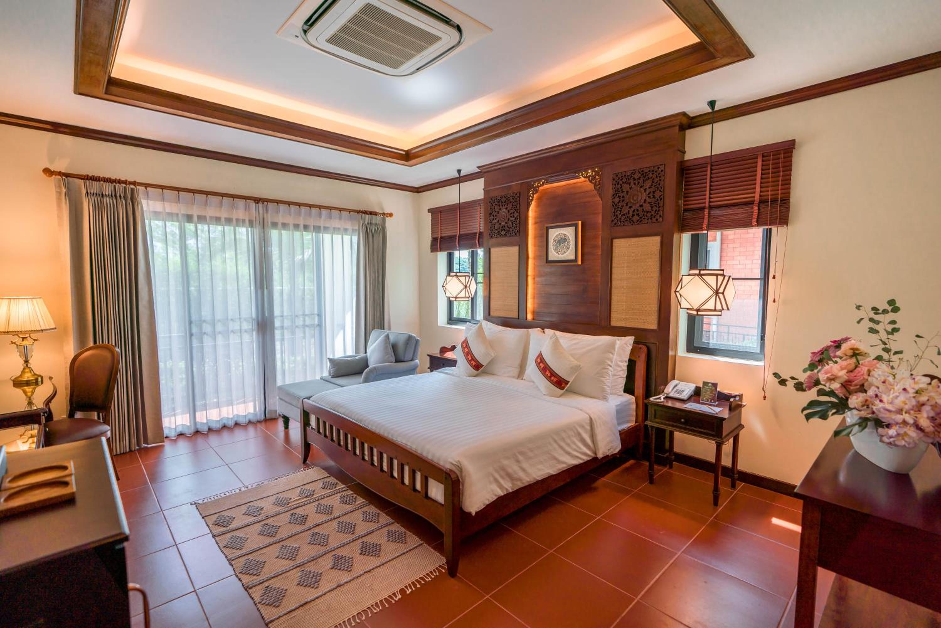 Deluxe, Luxury, Double or Twin Bed, Horizon Village And Resort 5/10