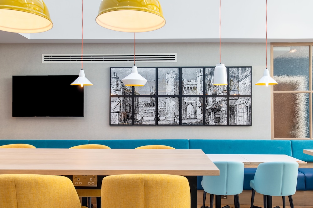 Hampton by Hilton Canterbury 56/61