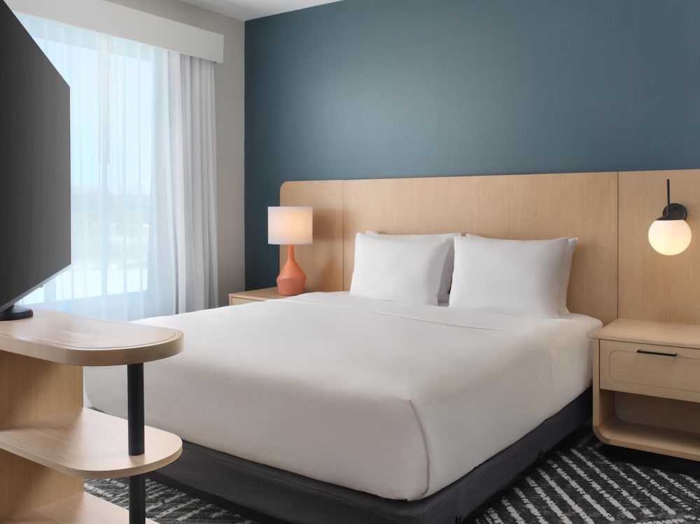Hyatt House Schenectady / Mohawk Harbor 5/46