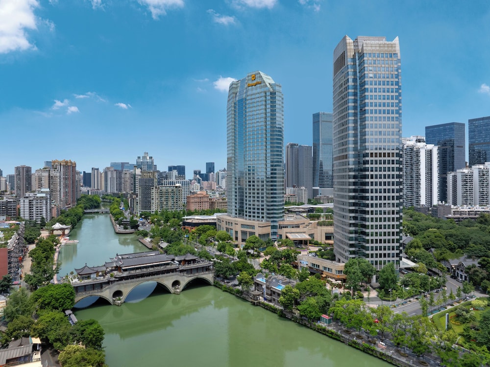 Shangri La Chengdu 71/72