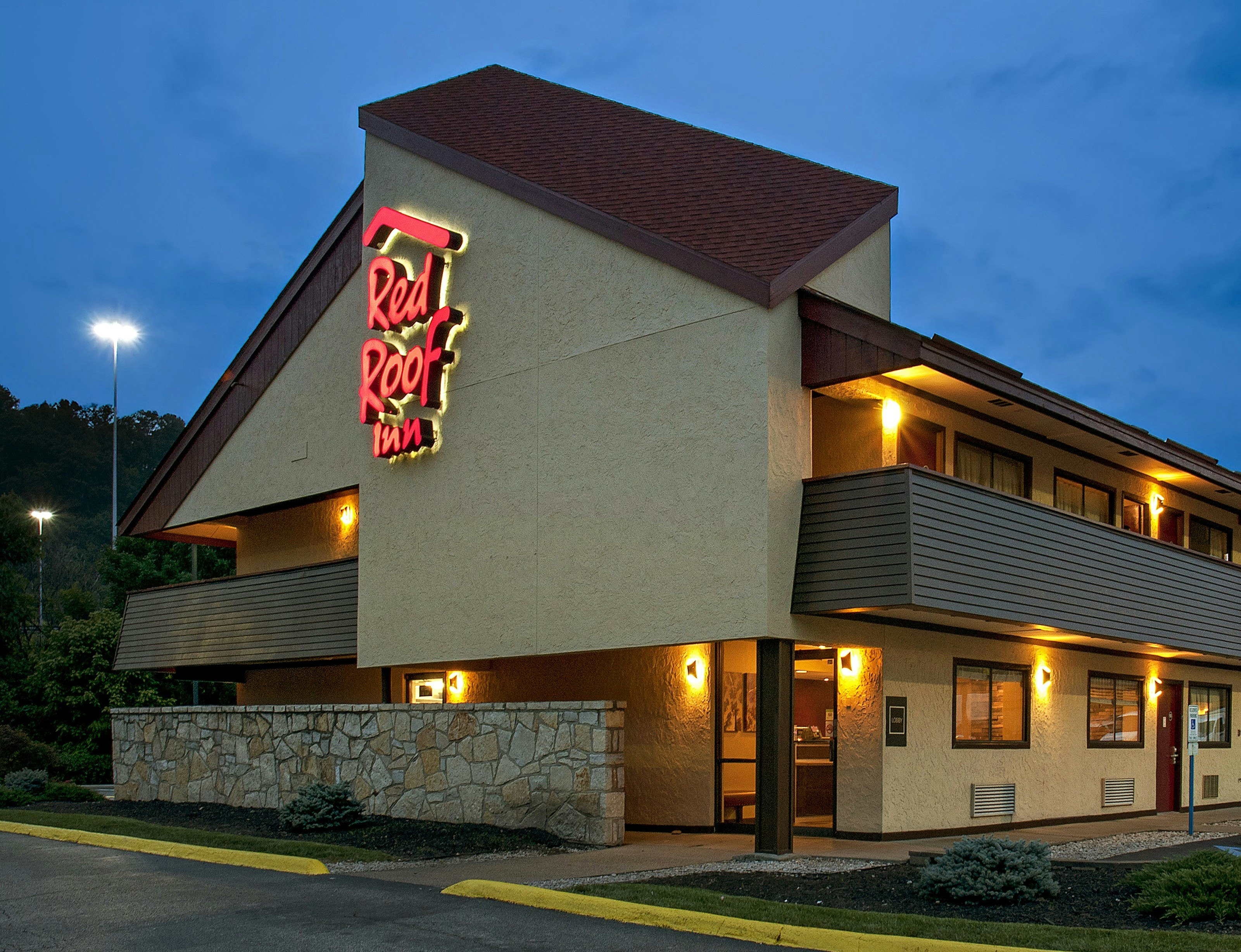 Red Roof Inn Charleston - Kanawha City 2/21