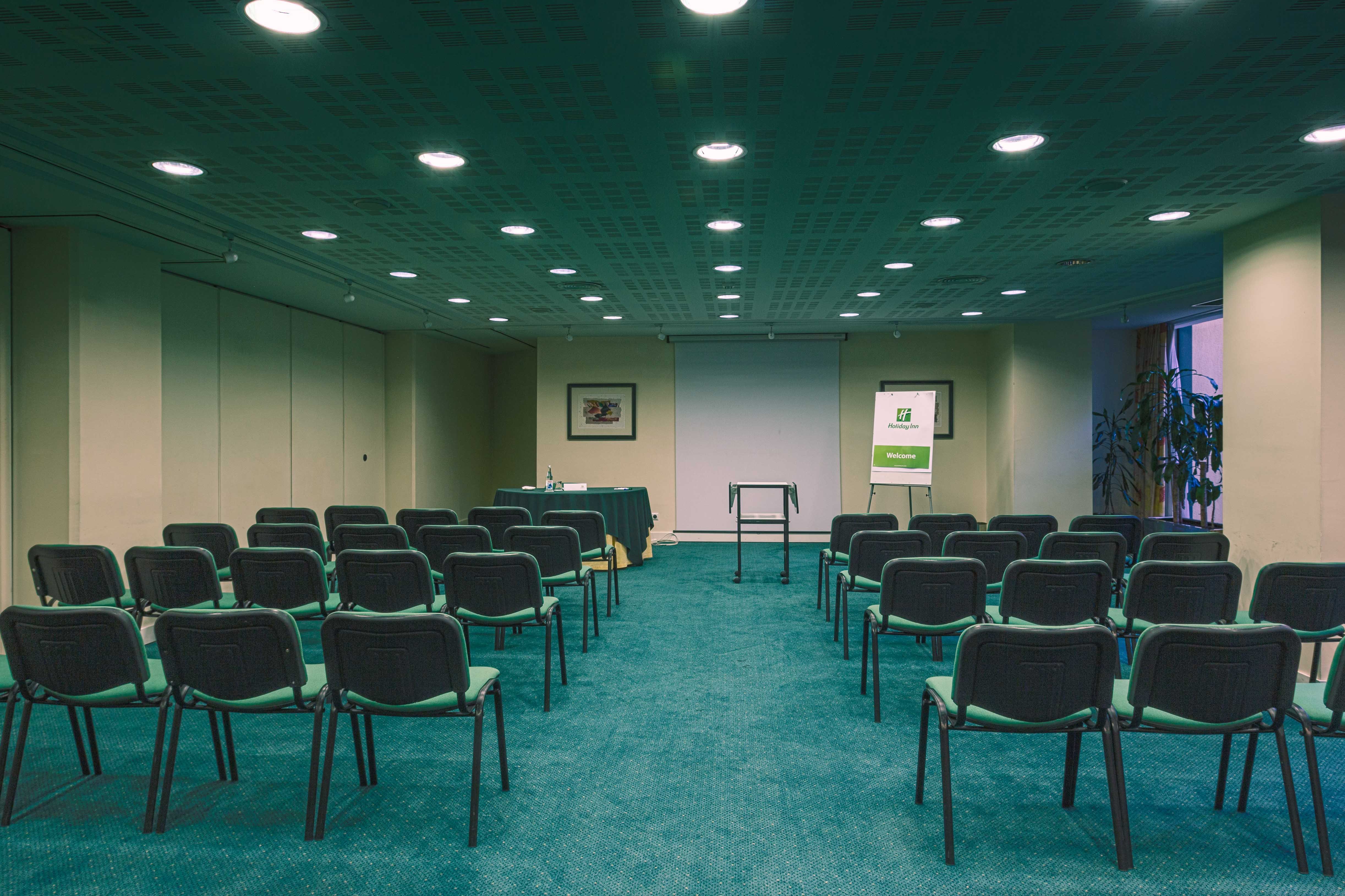 Holiday Inn Lisbon 62/77