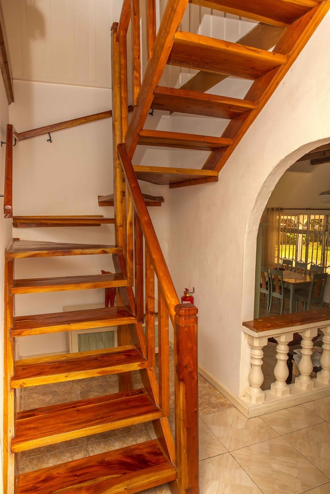 The Orchard Self-Catering Villa 21/50