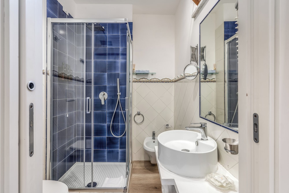 غرفة قياسية ثلاثية بثلاثة أسرّة، Sorrento City Hotel 10/10