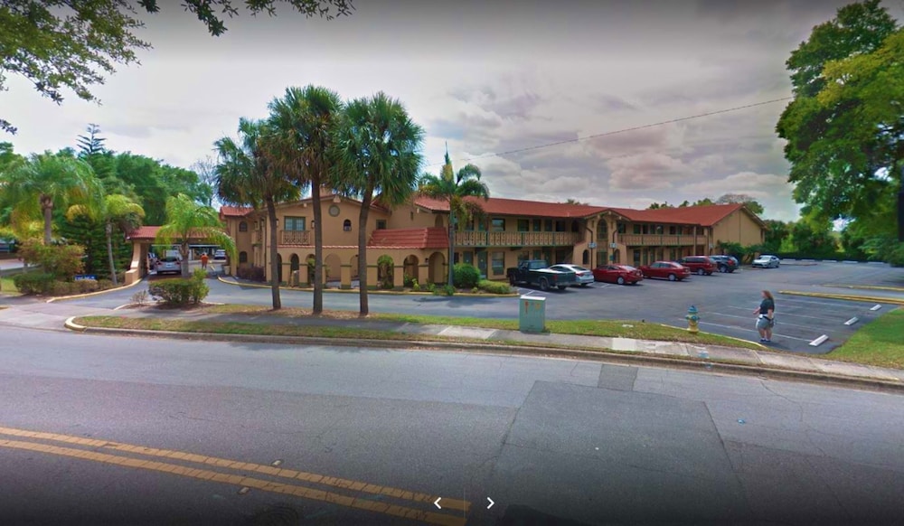 Quality Inn & Suites Altamonte Springs Orlando-North 34/41