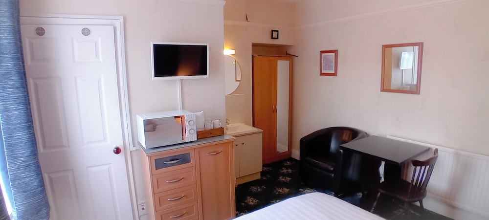 The Marina Guesthouse 13/45