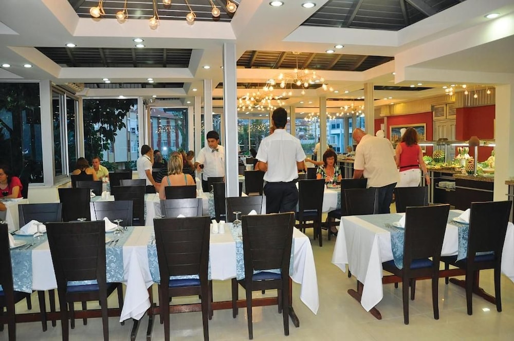 Blue Diamond Alya Hotel 24/42