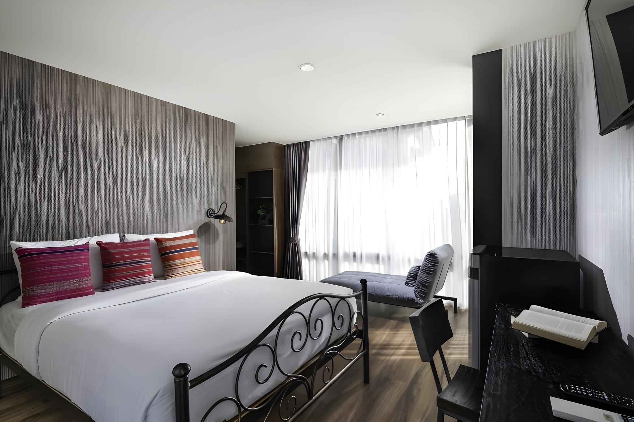 Deluxe, Double Bed