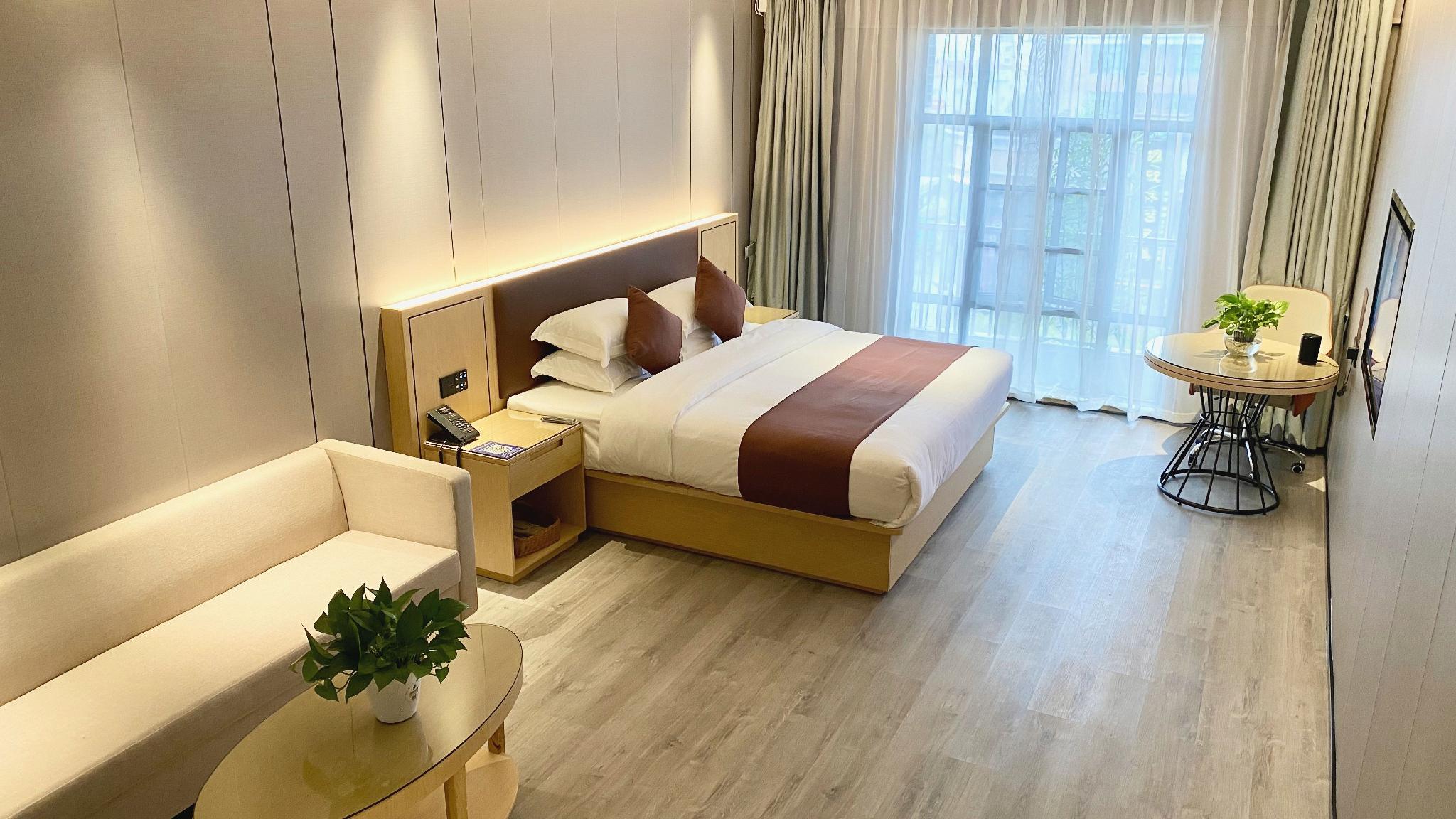 Room at Gya Shanghai Songjiang Wanda Plaza Hotel, SHANGHAI