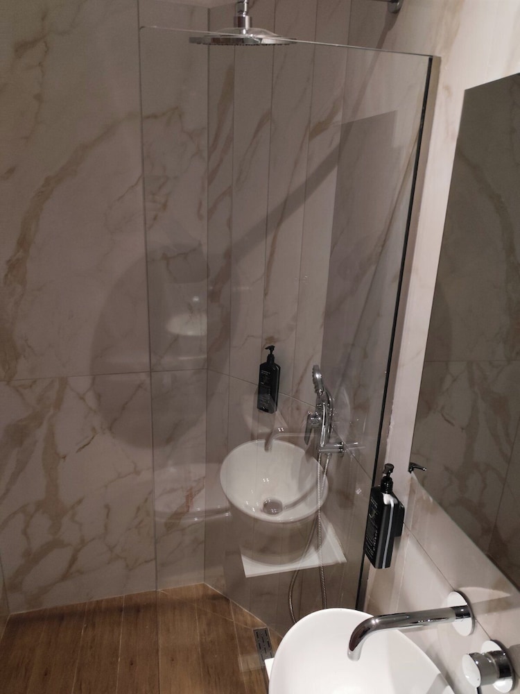 Acandia Hotel 63/63