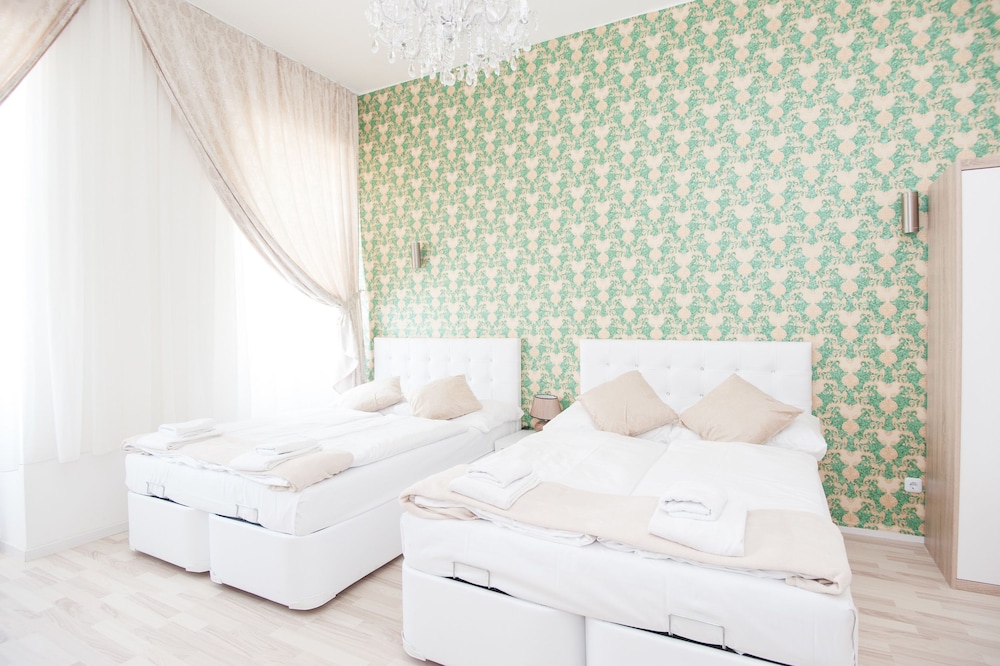 Royal Resort Apartments Westbahnhof 9/42