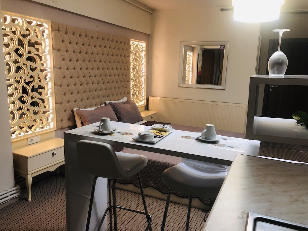Lizzia Butik Hotel 27/36