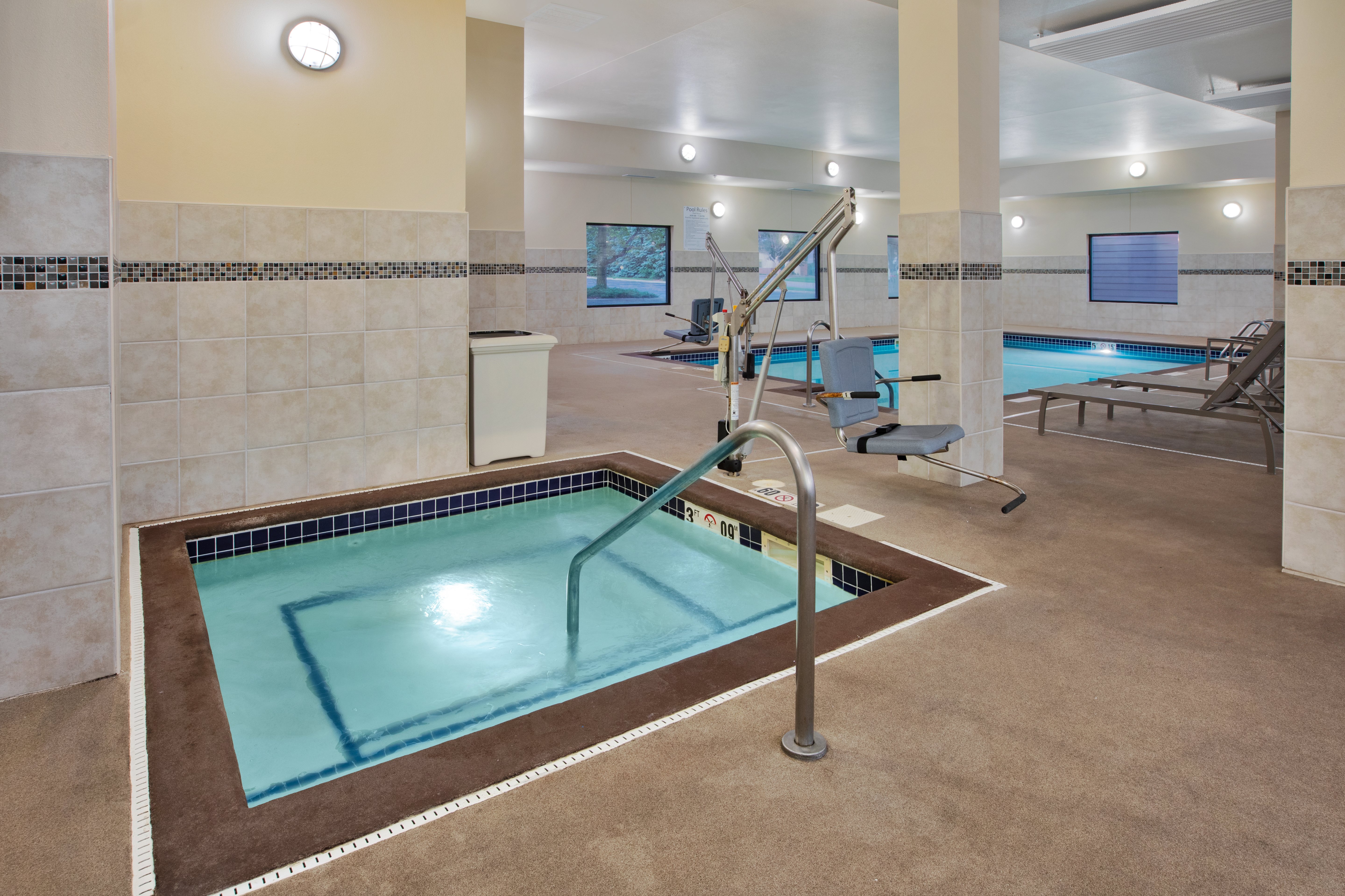 Holiday Inn Express And Suites Sioux Falls Sw 29/61