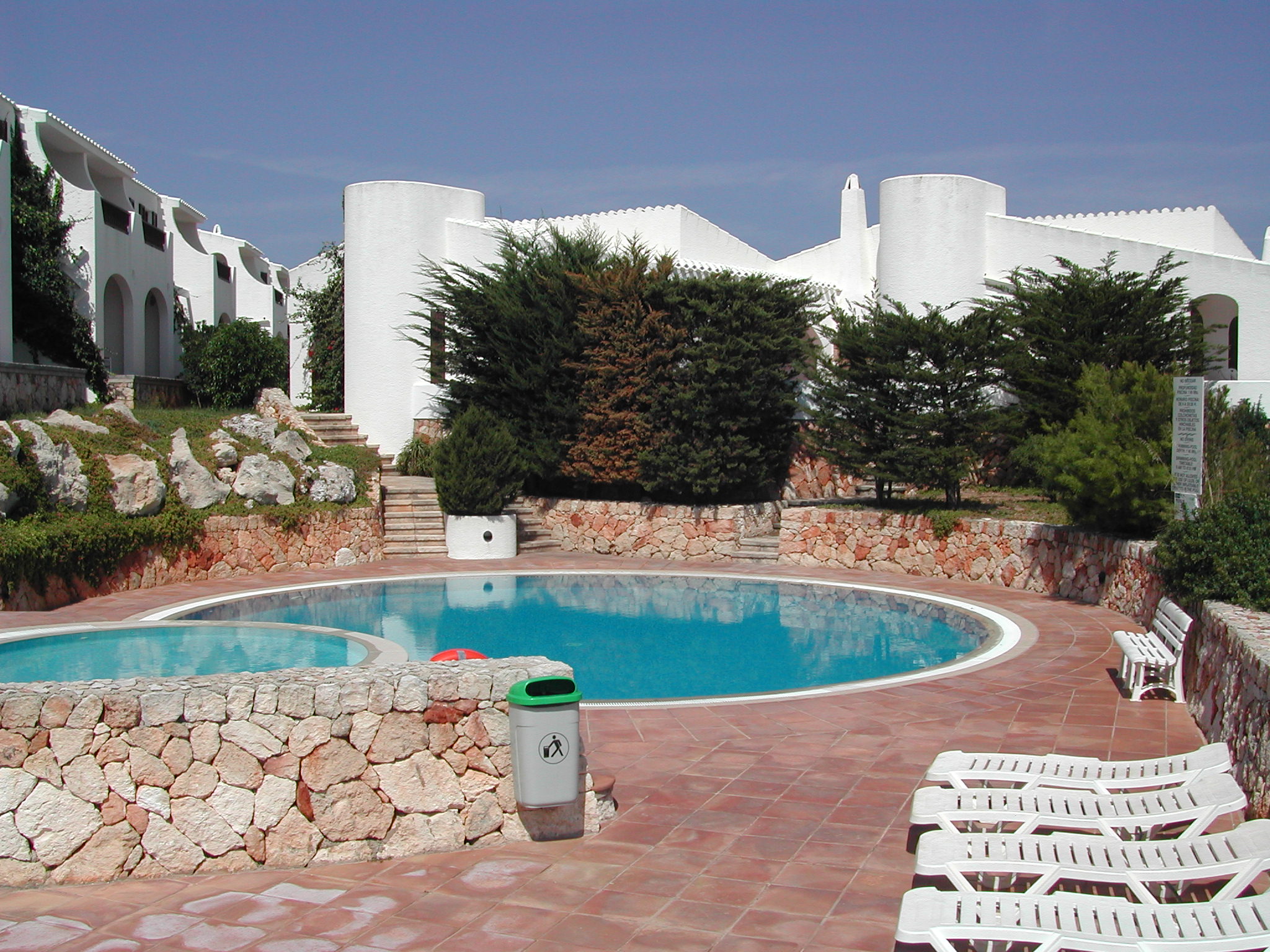 APARTAMENTOS ES BRUCS CALA MORELL 36/41