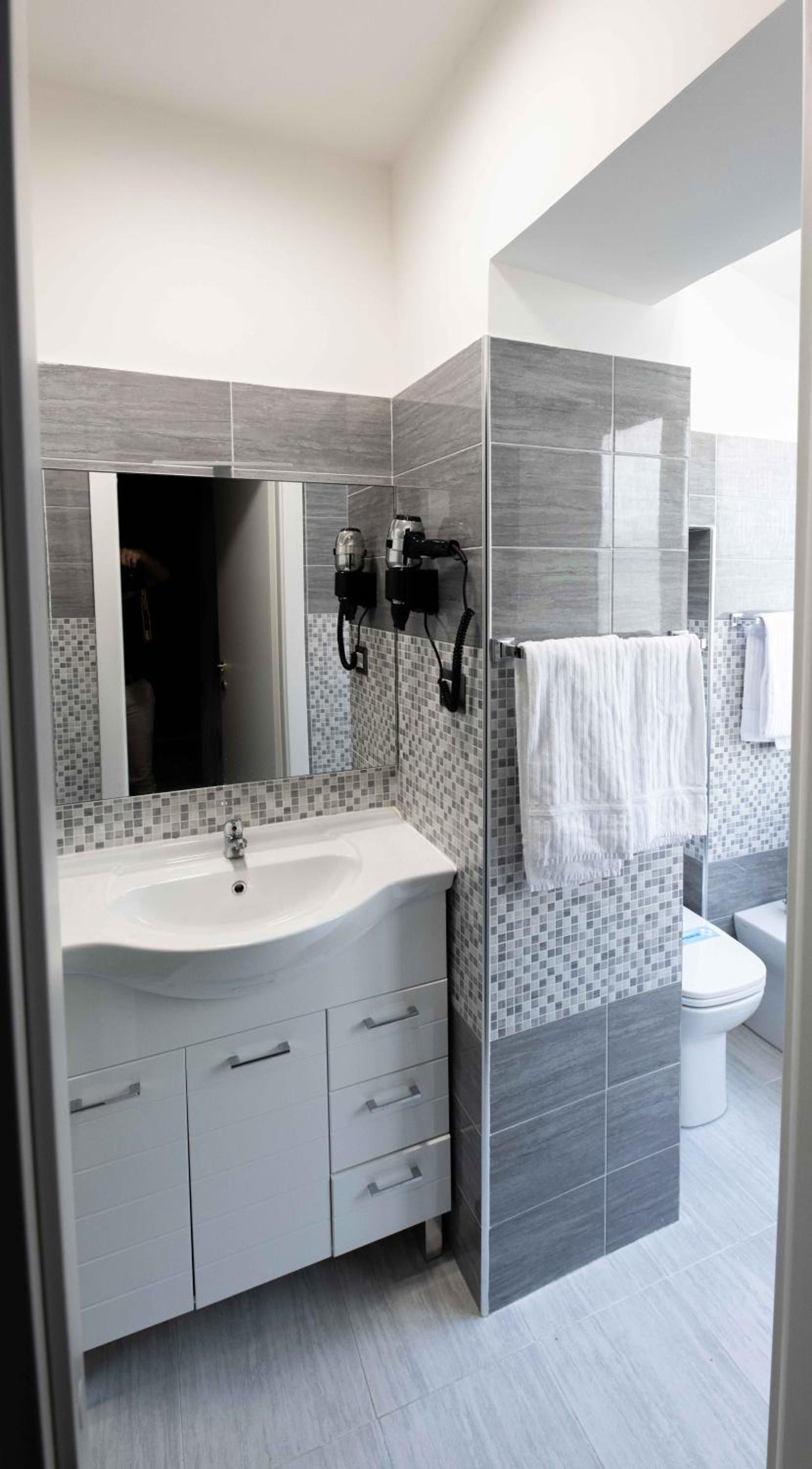 Room, Double Bed, Separate Building، Anfiteatro Flavio 9/9