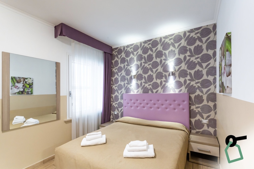 Hotiday Room Collection - Rome Barberini 17/49