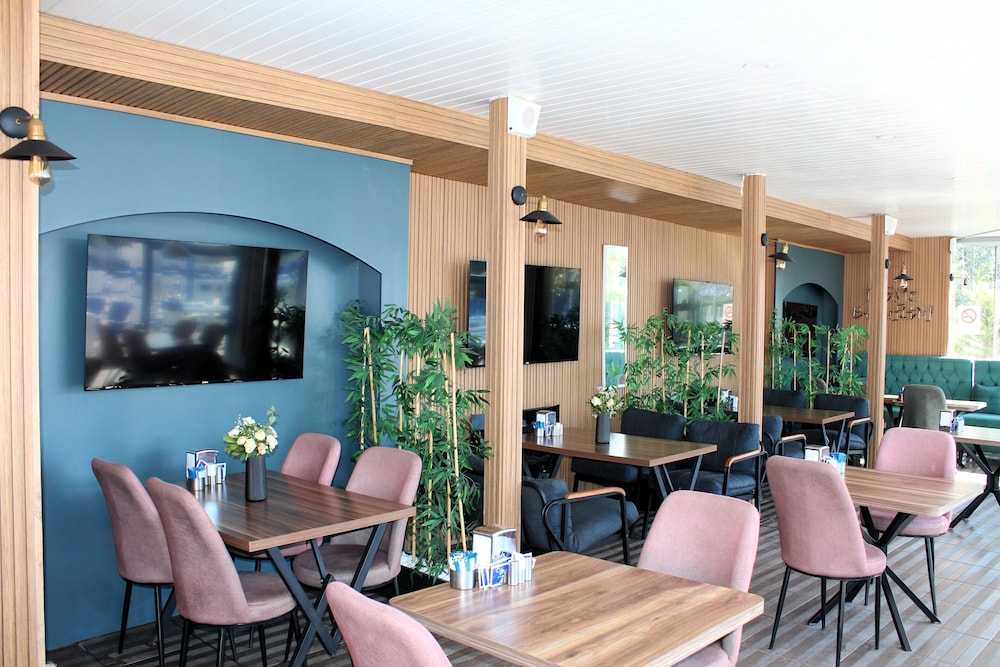 Mavi Restaurant & Bistro Villas 33/47