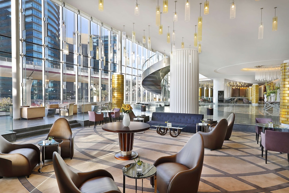 فندق هيلتون الرياض والشقق الفندقيه(Hilton Riyadh Hotel & Residences) 64/82