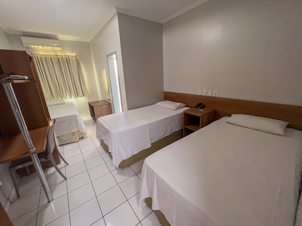 Hotel Guapindaia Praca 9/44
