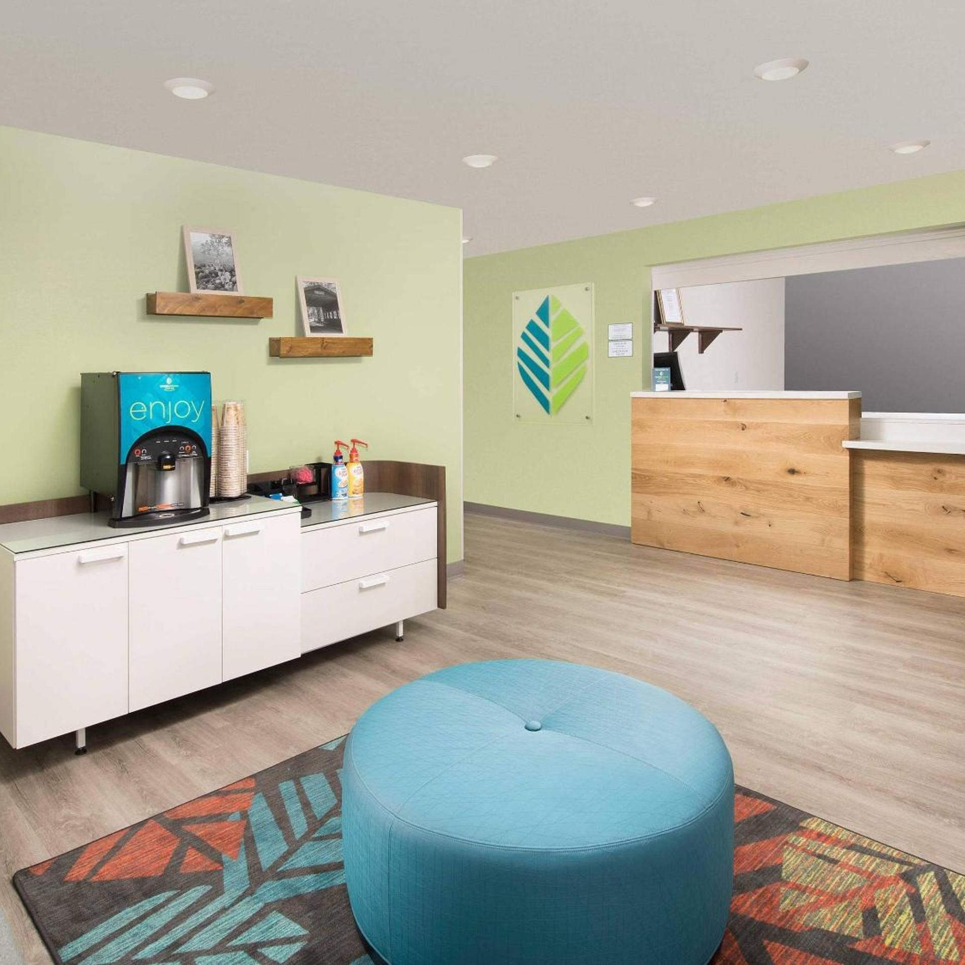 WoodSpring Suites Cleveland North 5/30