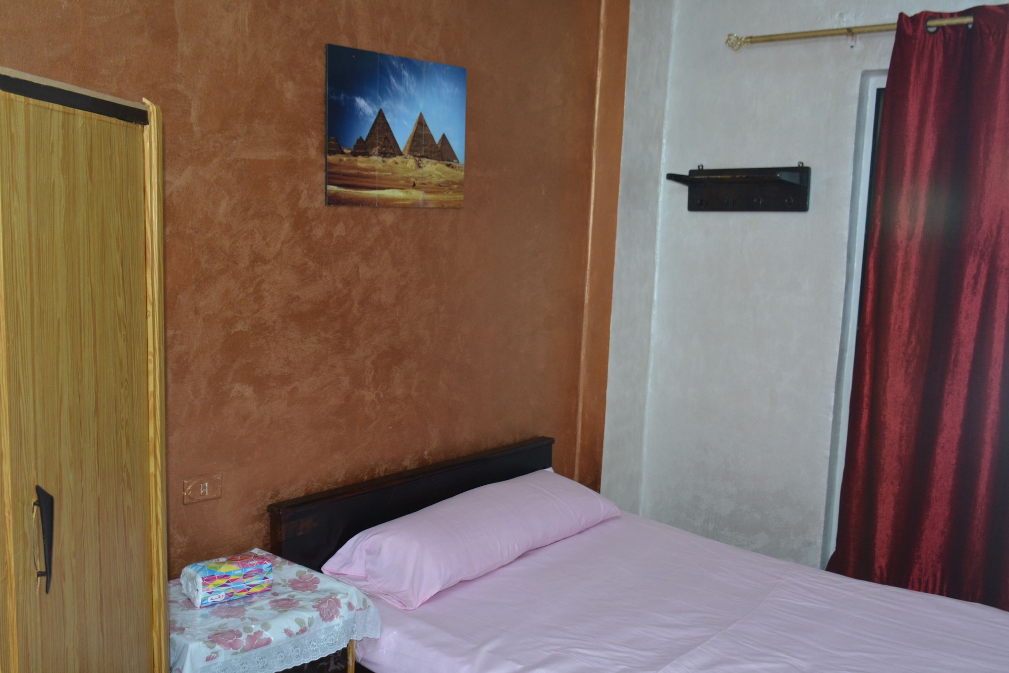 ROOM, SINGLE, CITY VIEW, SHARED BATHROOM