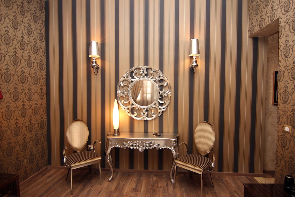Hotel Boutique Restorant Gloria 27/50
