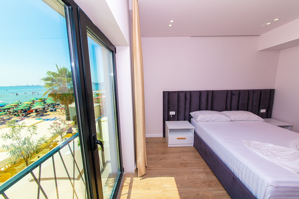 Hotel Alion 8/48