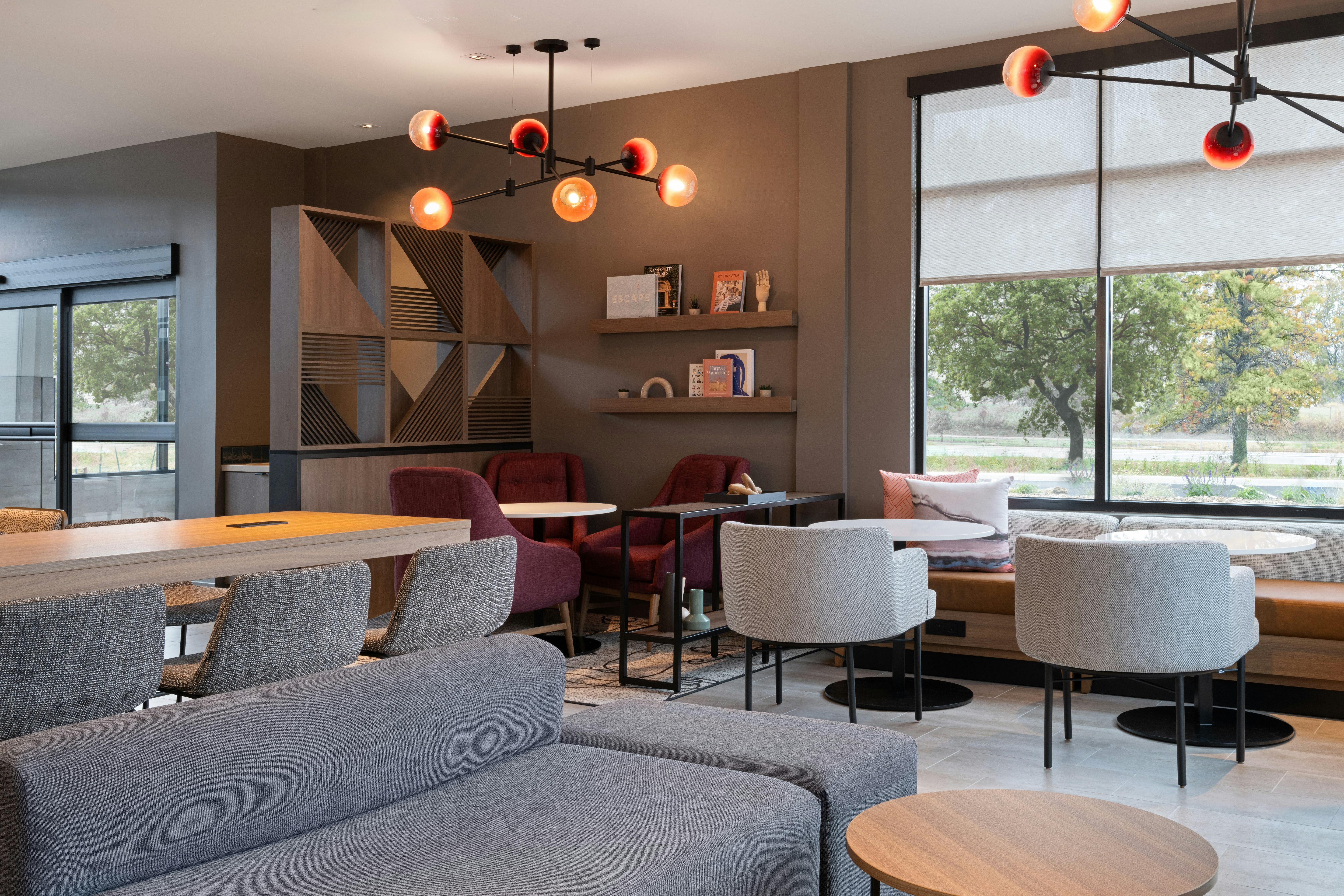 Atwell Suites Kansas City Airport by IHG 13/28