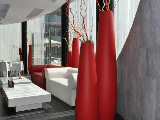 APOLO SUITES RENTALMAR 24/24