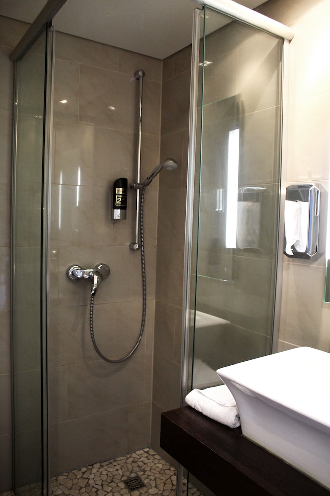 Besttime Hotel Bendorf 40/41